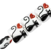 Loving Cat Pillow Beads (4 Pcs)