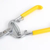 Clauss High-Leverage Kevlar Cutter - Cushioned Grips