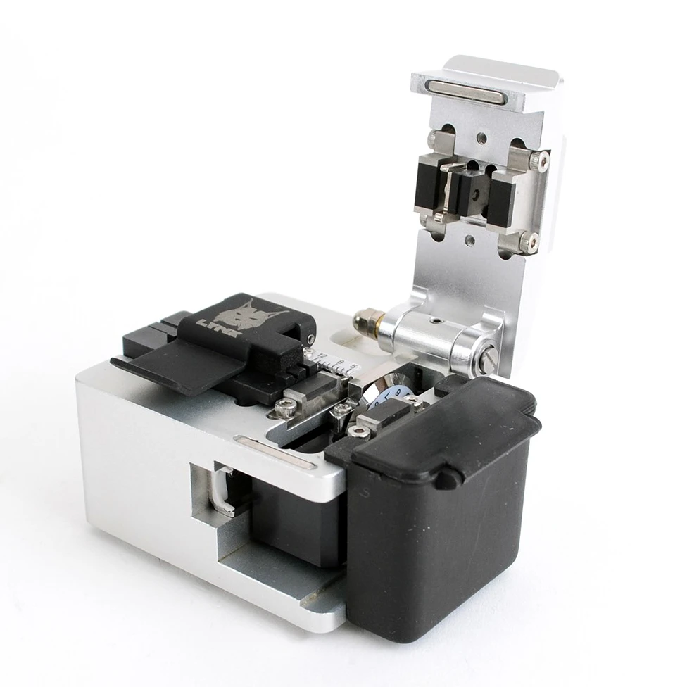 Leviton LYNX Precision Fiber Optic Cleaver With Fiber Basket 6 Leviton LYNX Precision Fiber Optic Cleaver With Fiber Basket - Image 4